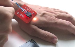 Microchip dalam Tubuh: Solusi atau Ancaman bagi Pemantauan Kesehatan Kronis?