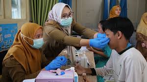 Percobaan Terbuka Pertama di Indonesia: Bocoran Hasil Awal 'Implan Cip Kesehatan' untuk Monitoring Gula Darah & Stress Real-Time 24 Jam