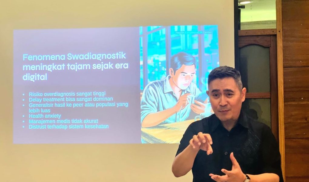 Dokter Pertama Ada di Genggaman: 6 dari 10 Anak Muda Kini Pilih Swadiagnosis, Antara Cyberchondria dan Harapan Baru Sistem Kesehatan