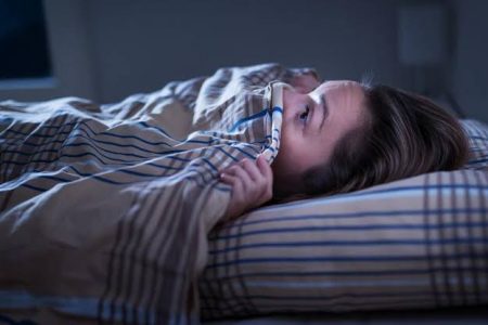 Darurat Insomnia Kronis Gen Z Jakarta 2026: Neuro-Sleep Pods Jadi Solusi Mutlak Warga Ibukota!